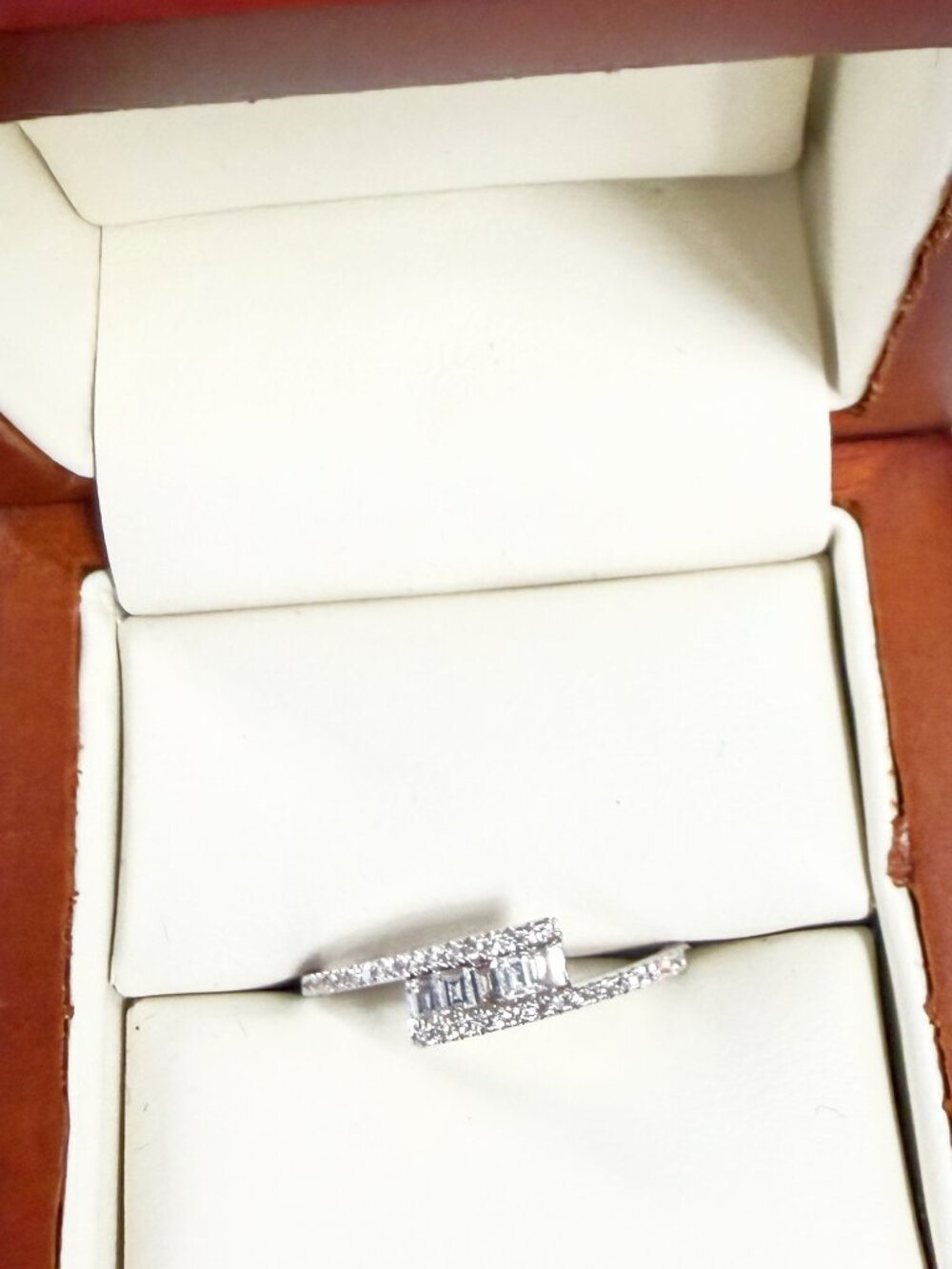 💎 EF Collection 14K White Gold Baguette & Pavé Diamond Bypass Ring - Picture 6 of 6